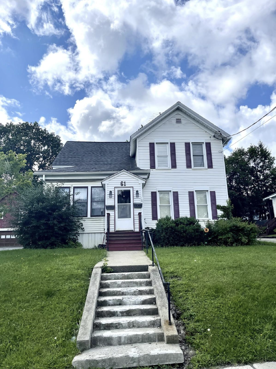 61 Groton Avenue, 2