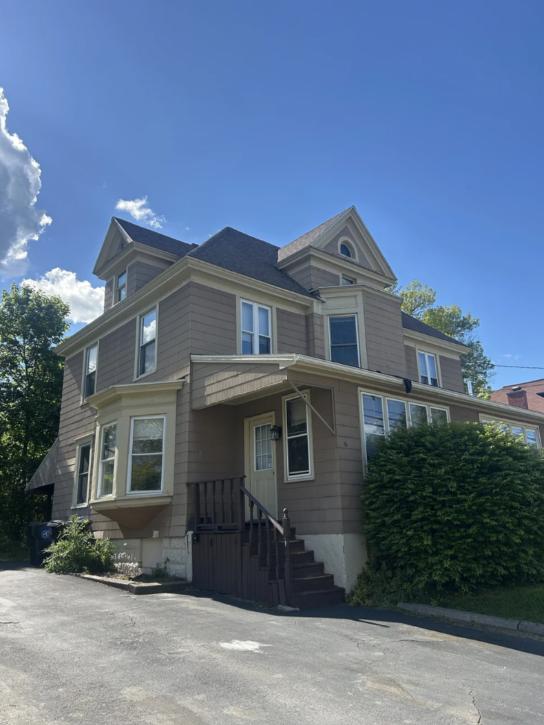 16 Pleasant Street